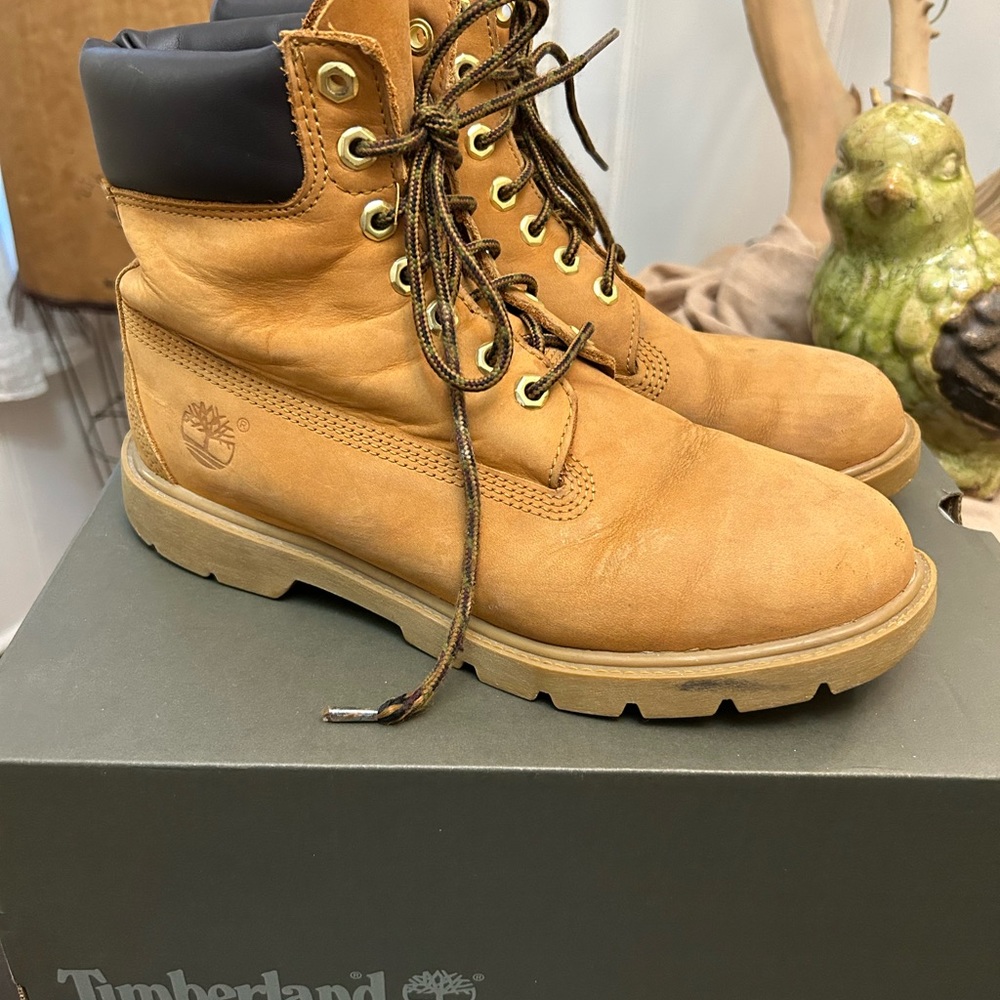 Men’s Timberland boots Nubuck Wheat Size 9